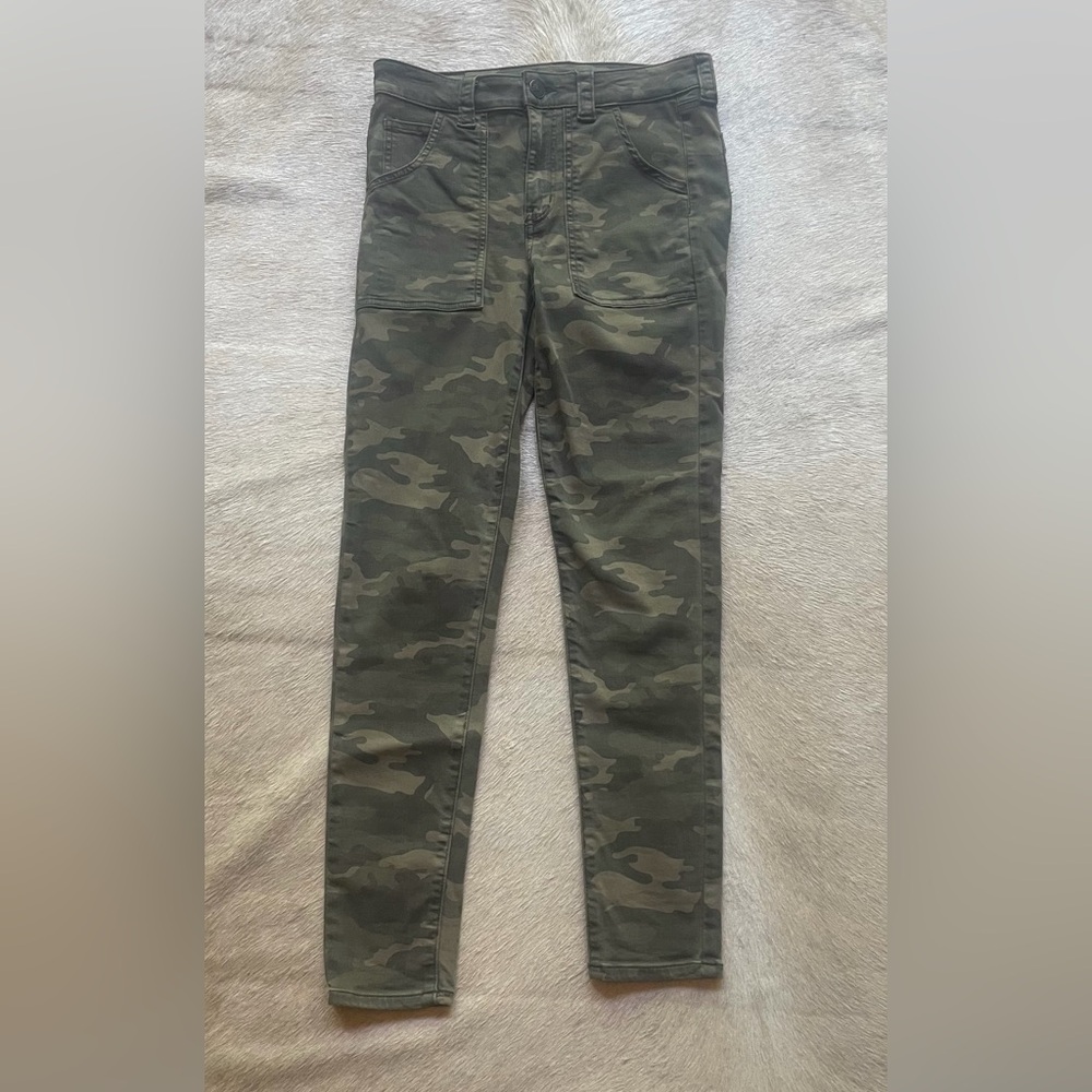 American Eagle Outfitters Camouflage Skinny Jeans